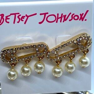 NWT Betsey Johnson Baby Pin Earrings